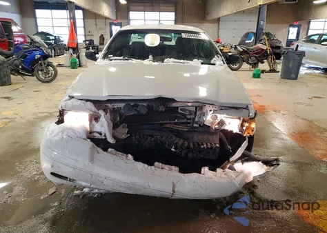 2011 Ford Crown Victoria Police Interceptor z USA, uszkodzony, nr VIN 2FABP7BV1BX115898